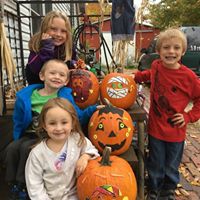 Laura Engle Photo 31