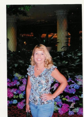 Michele Heitman Photo 1