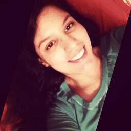 Michelle Bennett Photo 29