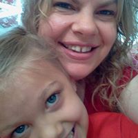 Holly Davies Photo 19