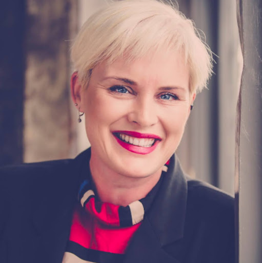 Pauline Scott Photo 18