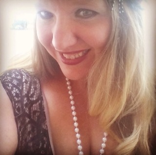 Carrie Glover Photo 5