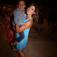 Laura Baker Photo 46