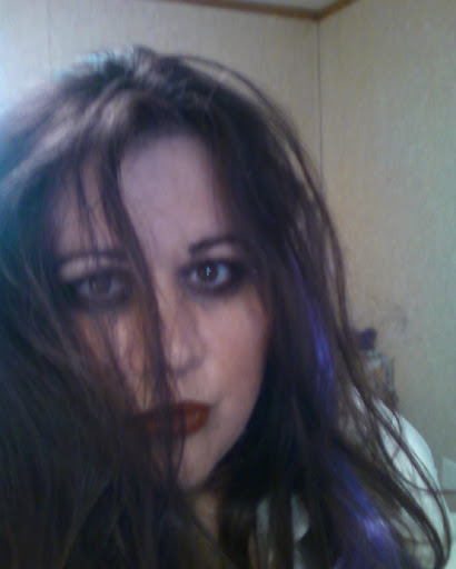 Lisa Menard Photo 11