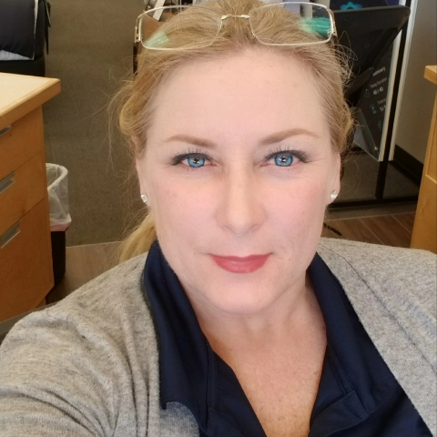 Victoria Green Photo 12