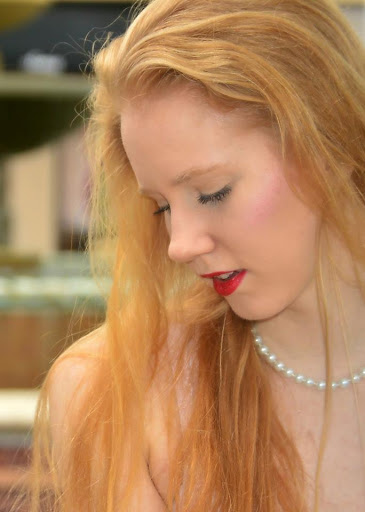 Amber Forbes Photo 3