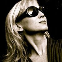 Tina Gilbert Photo 12