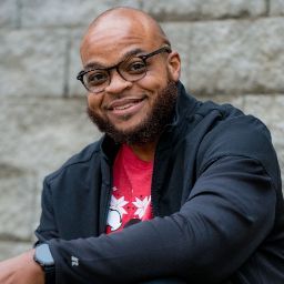 Curtis Jones Photo 33