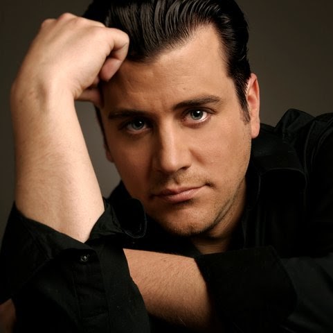 Bradley Maran Photo 4