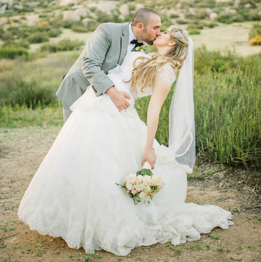 Sarah Engle Photo 32