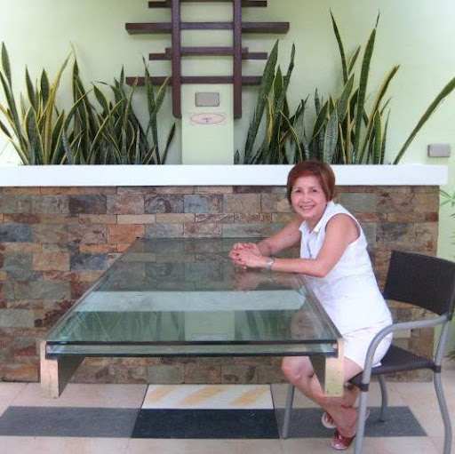Alice Villanueva Photo 3