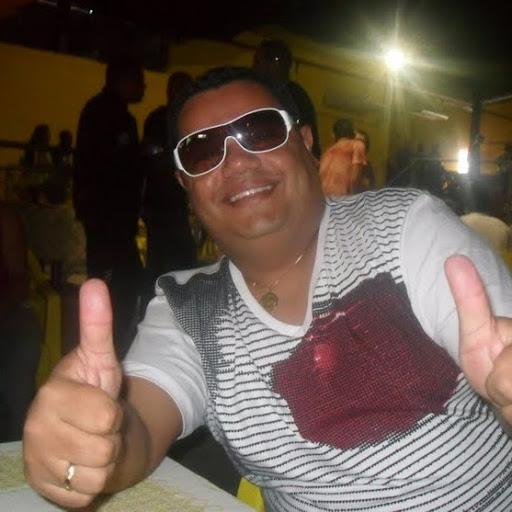 Felipe Marquez Photo 9