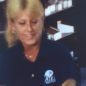 Donna Wolfe Photo 24