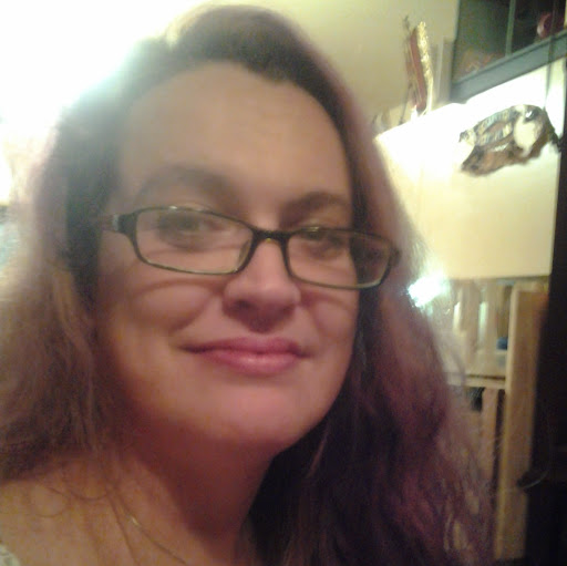 Kelly Taylor Photo 23