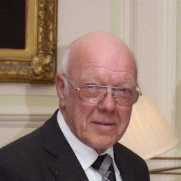 Walter Elliott Photo 39