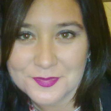 Sandra Yanez Photo 27