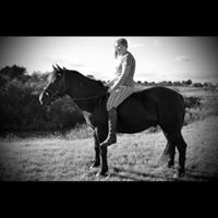 Amanda Johansen Photo 36