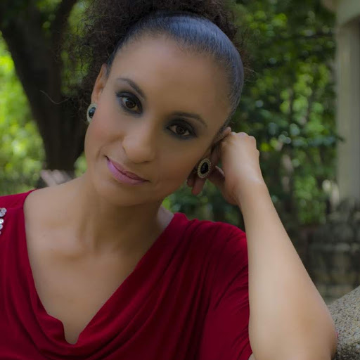 Adriana Melendez Photo 12