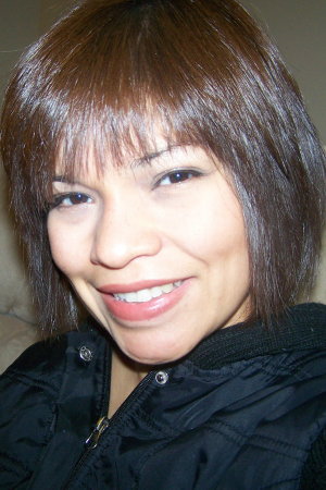 Alicia Reyes Photo 25
