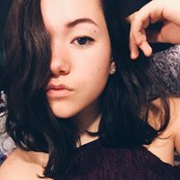 Julia Melton Photo 9