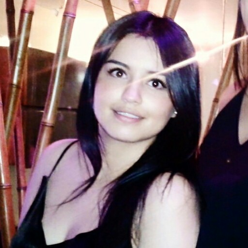 Sarah Lopez Photo 18