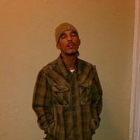 Derick Cross Photo 20