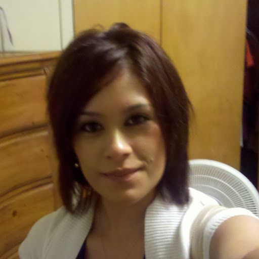 Esther Robertson Photo 7