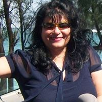 Paula Farrell Photo 38