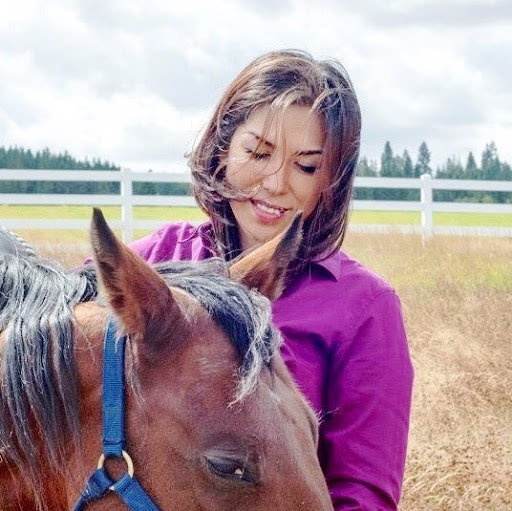 Paulette Jordan Photo 8