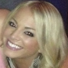 Kelly Ware Photo 11