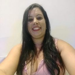 Angela Navarro Photo 15