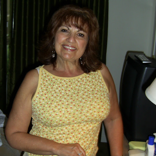 Carol Boyle Photo 33