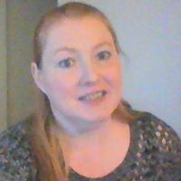 Elizabeth Molloy Photo 16
