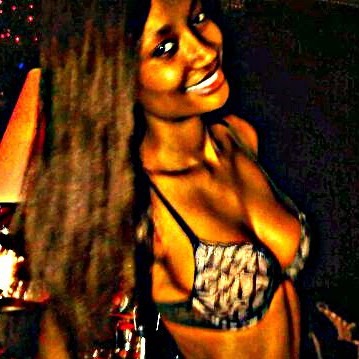 Vanessa Davidson Photo 14