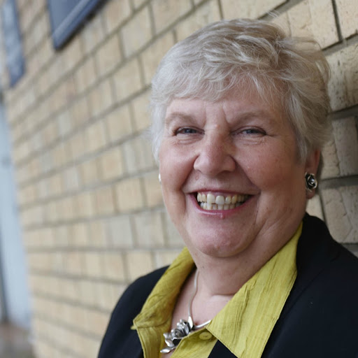 Paula Hancock Photo 34