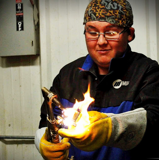 Emilio Torres Photo 17