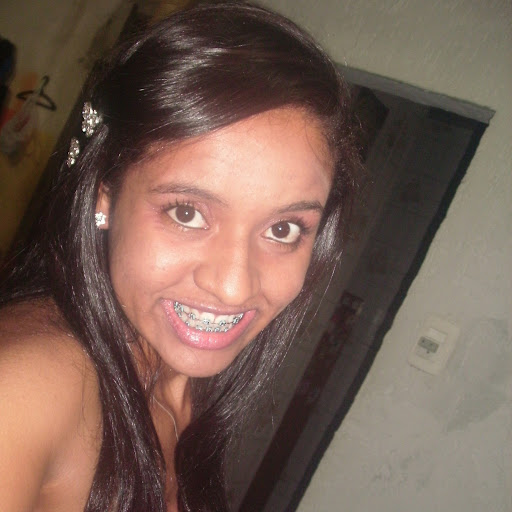 Roberta Silva Photo 17