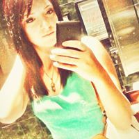 Sarah Courtney Photo 22