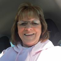 Elizabeth Walter Photo 34