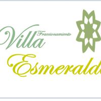 Esmeralda Villa Photo 17
