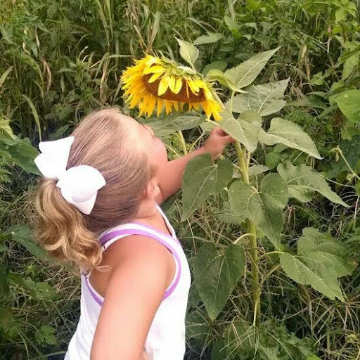 April Mayfield Photo 6