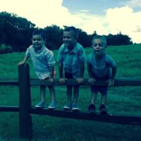 Victoria Garrett Photo 16