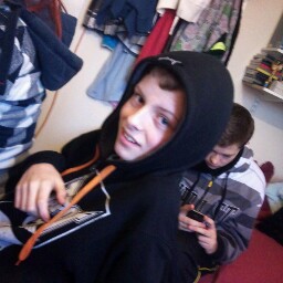 Lewis Ellis Photo 26