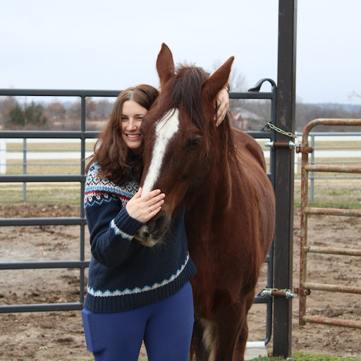 Rachel Morrow Photo 15