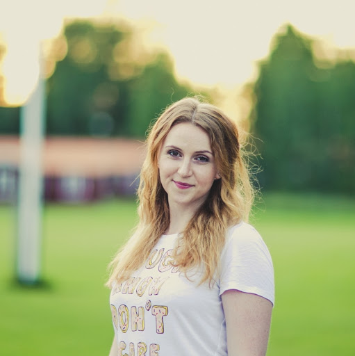 Laura Stokes Photo 13 Laura Stokes Photo 13