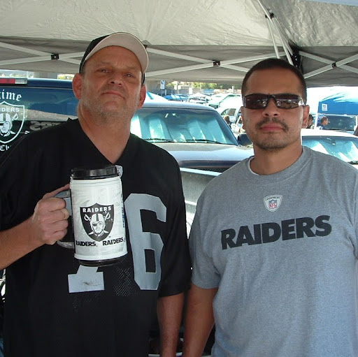 Richard Cowan Photo 37