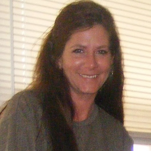 Angela Courtney Photo 34