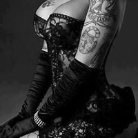 Michelle Hawk Photo 35