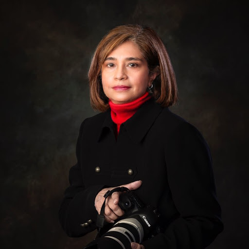 Adriana Lopez Photo 14