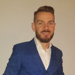 Aaron Wells Photo 41